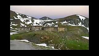 visite nu et matinale&comma; dans le froid&comma; d'un fort militaire abandonne a 2500m alt