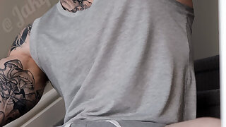 47  fat  humongous cock tiktoker  Jakipz Jake Andrich Onlyfans