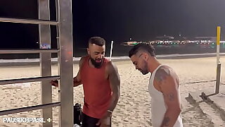 PEGANDO FERRO