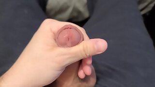 A quick closeup of me precumming