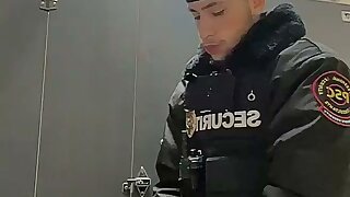 Hot secuirty Guy jerking