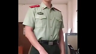 Bạo d&acirc;m anh Cảnh S&aacute;t Trung Quố 1&vert; Xem th&ecirc;m&colon; http&colon;&sol;&sol;bit&period;ly&sol;GetMorexVideos-MrT