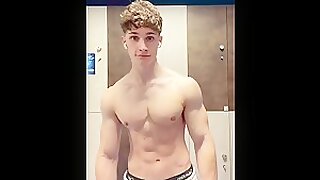 FLEX YOUNG STUD MUSCLES